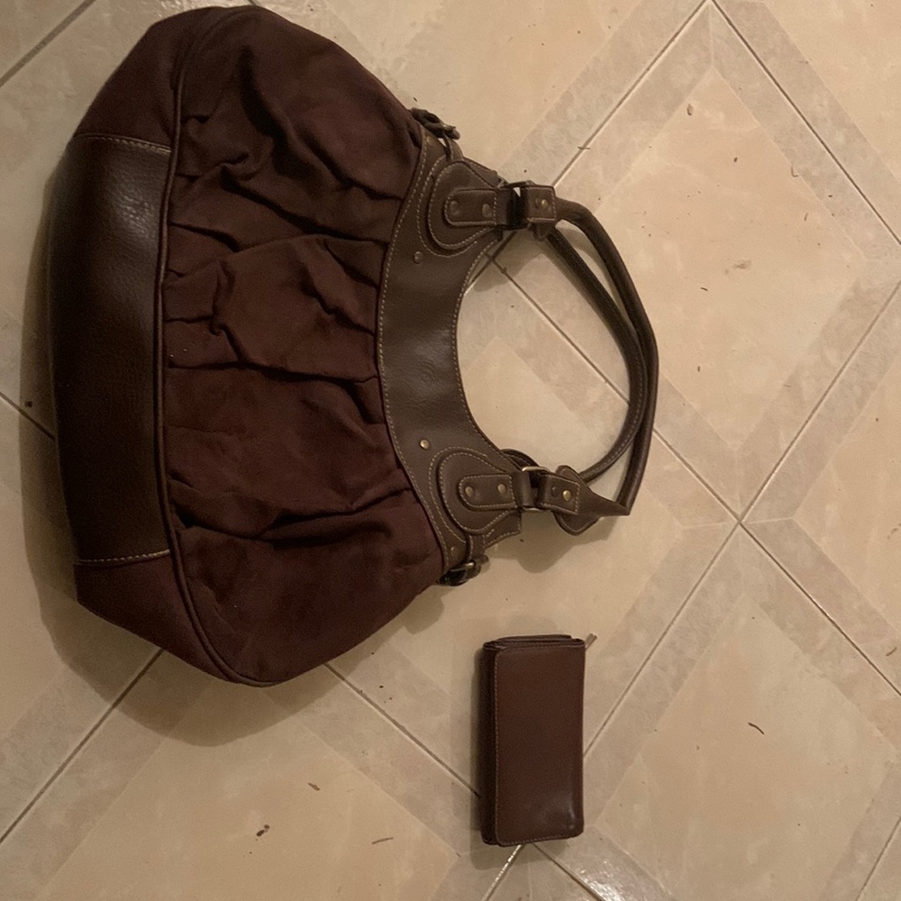 Real leather Brown purse and leather wallet